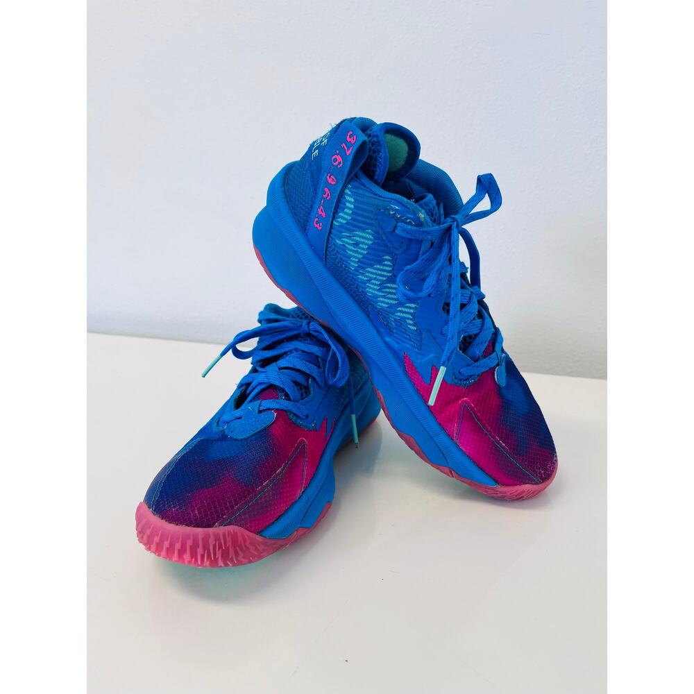 Adidas Wakanda Forever women’s size 8